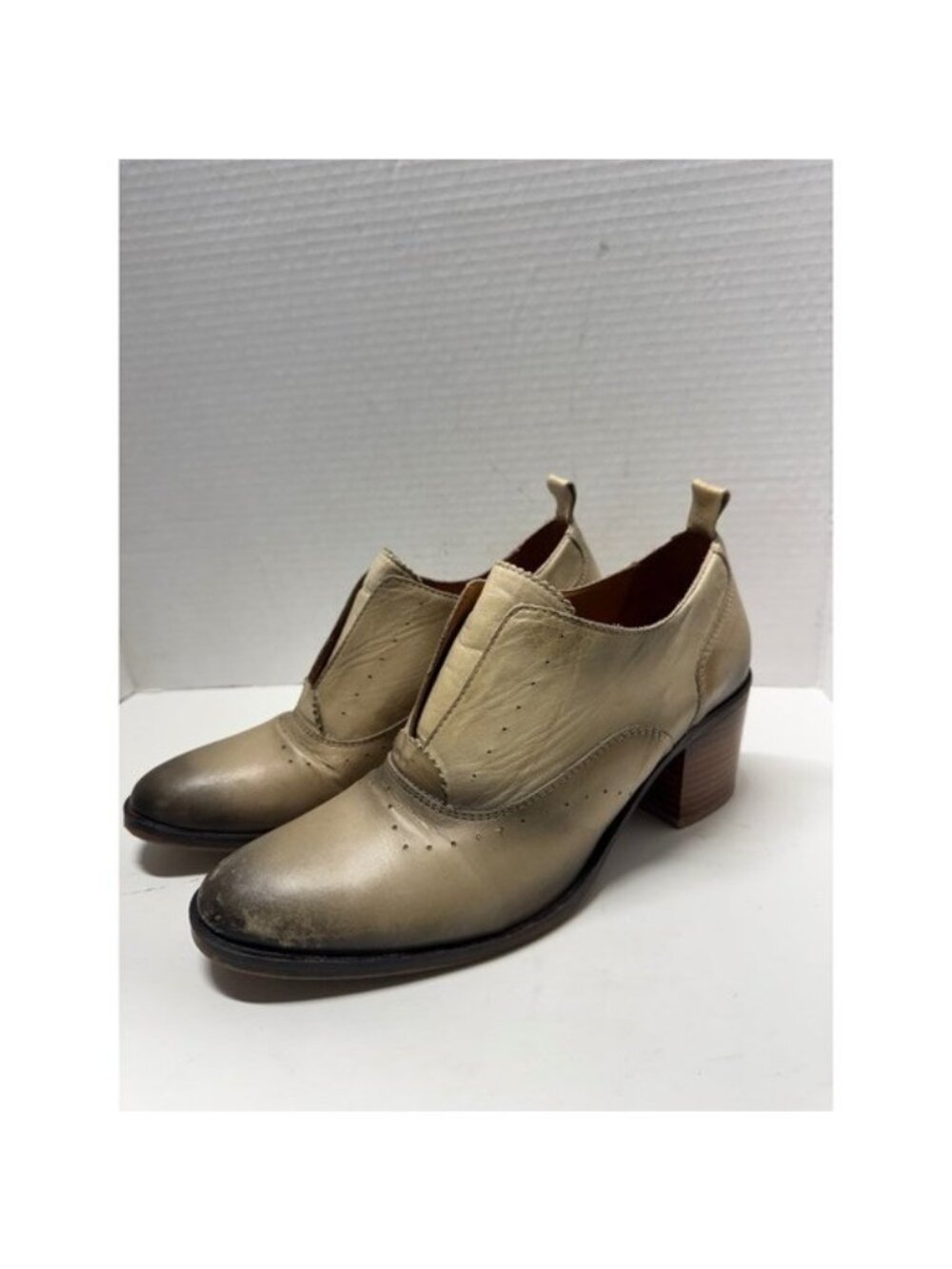 Miz Mooz Jonnie Leather Block Heel Booties Taupe Distressed Size 40 9.5
